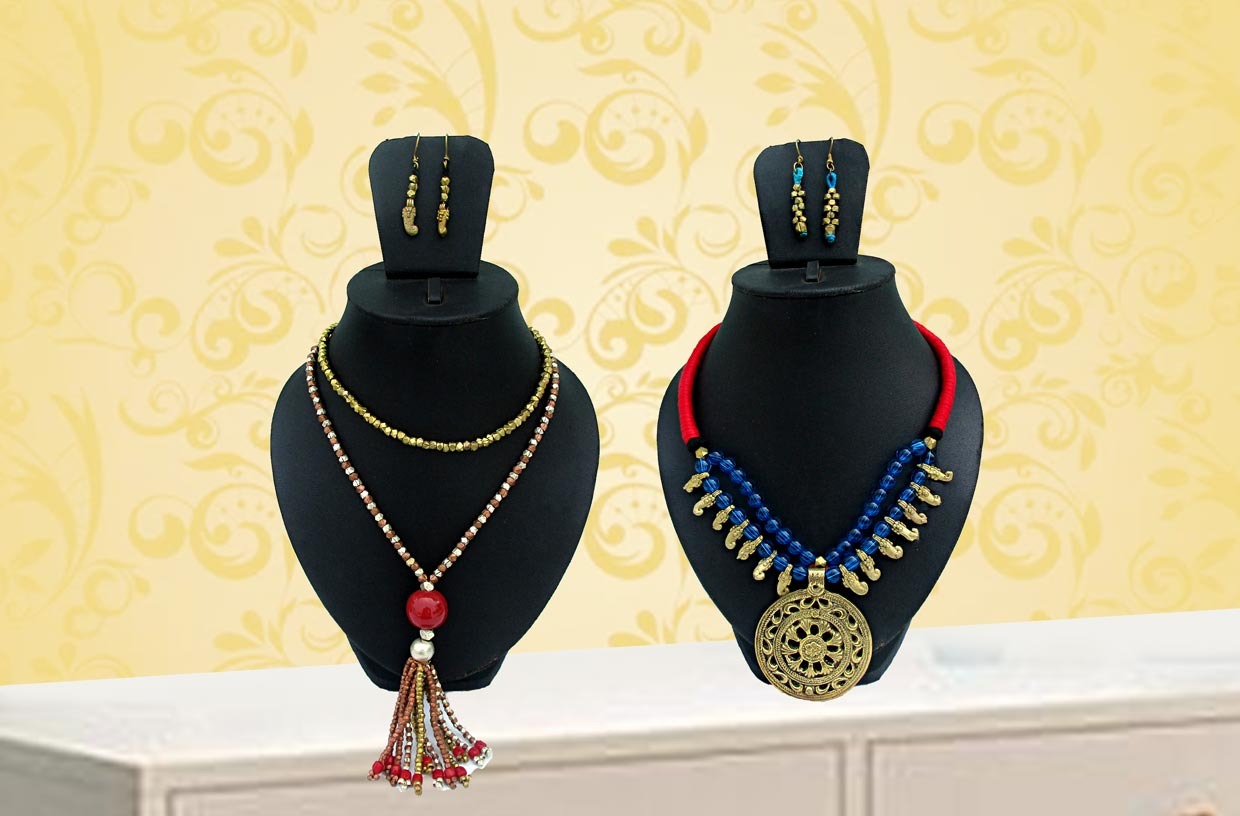 Dress Up for the Wedding Season with Dhokra Jewellery